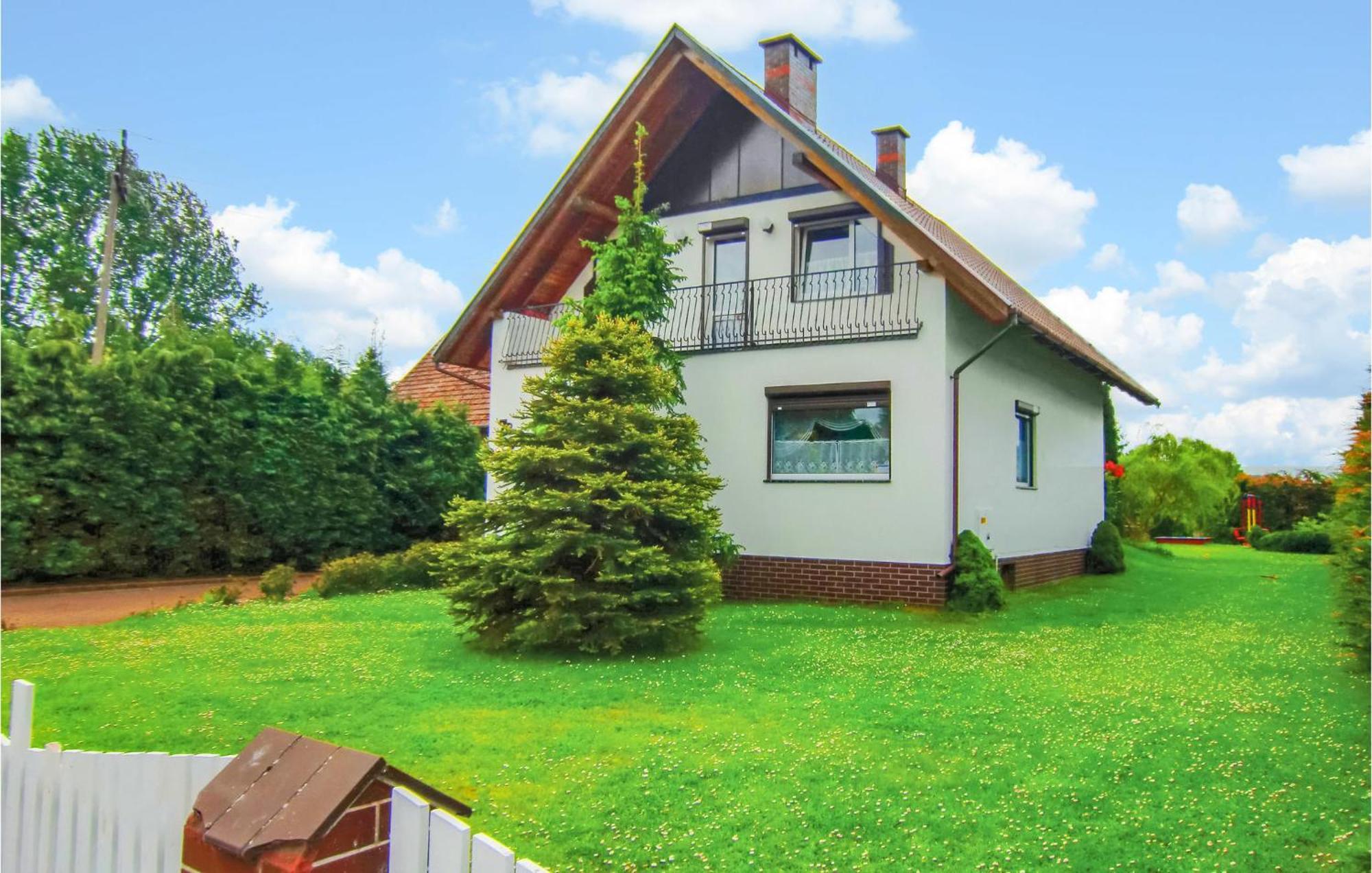 Amazing Home In Kolczewo With Sauna Extérieur photo